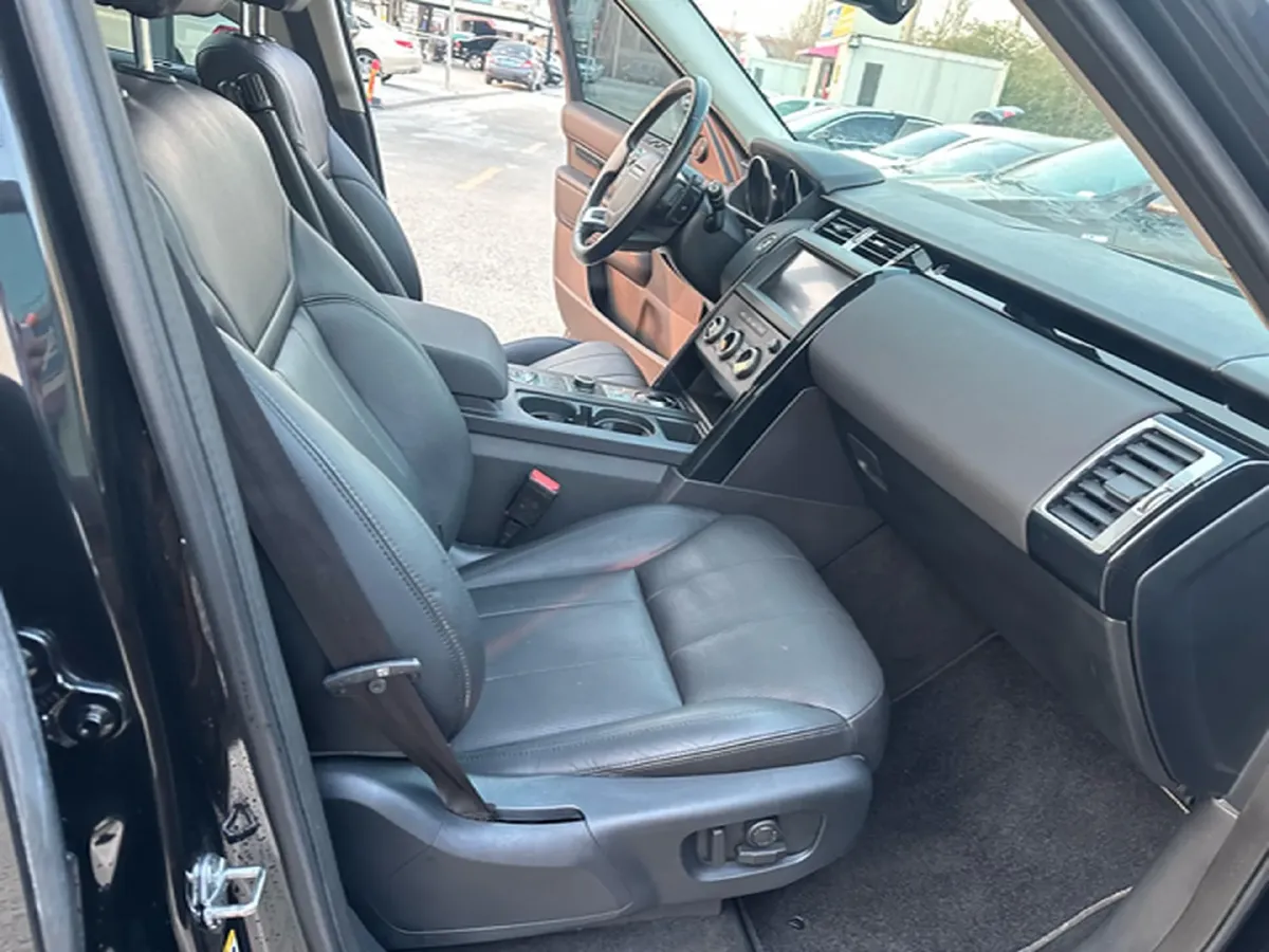 2018 Land Rover Discovery 3.0T 340HP V6 8AT,autocango,china used car exporter,china ev exporter,chinese used car exporter,chinese used ev exporter