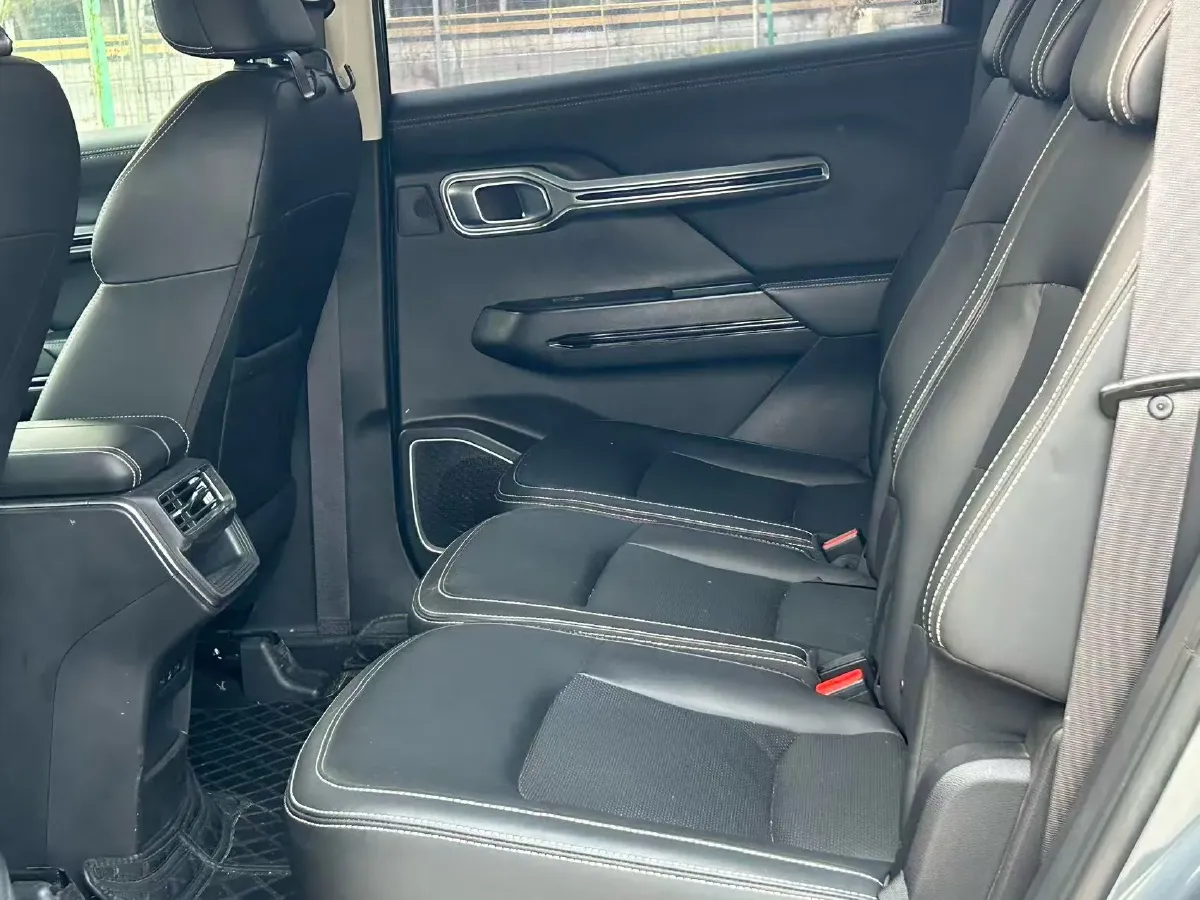 2020 Geely Okavango 1.8T 184HP L4 7DCT,autocango,china used car exporter,china ev exporter,chinese used car exporter,chinese used ev exporter