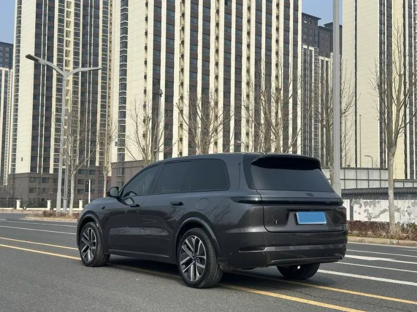 2022 Li L9 Range Extended 154HP REEV 42.6KWH,autocango,china used car exporter,china ev exporter,chinese used car exporter,chinese used ev exporter