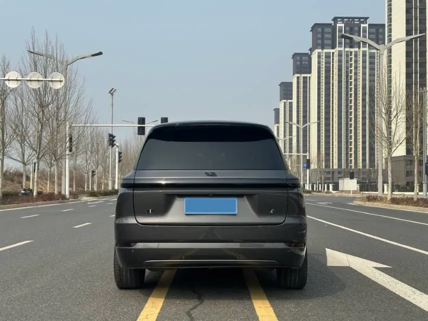 2022 Li L9 Range Extended 154HP REEV 42.6KWH,autocango,china used car exporter,china ev exporter,chinese used car exporter,chinese used ev exporter