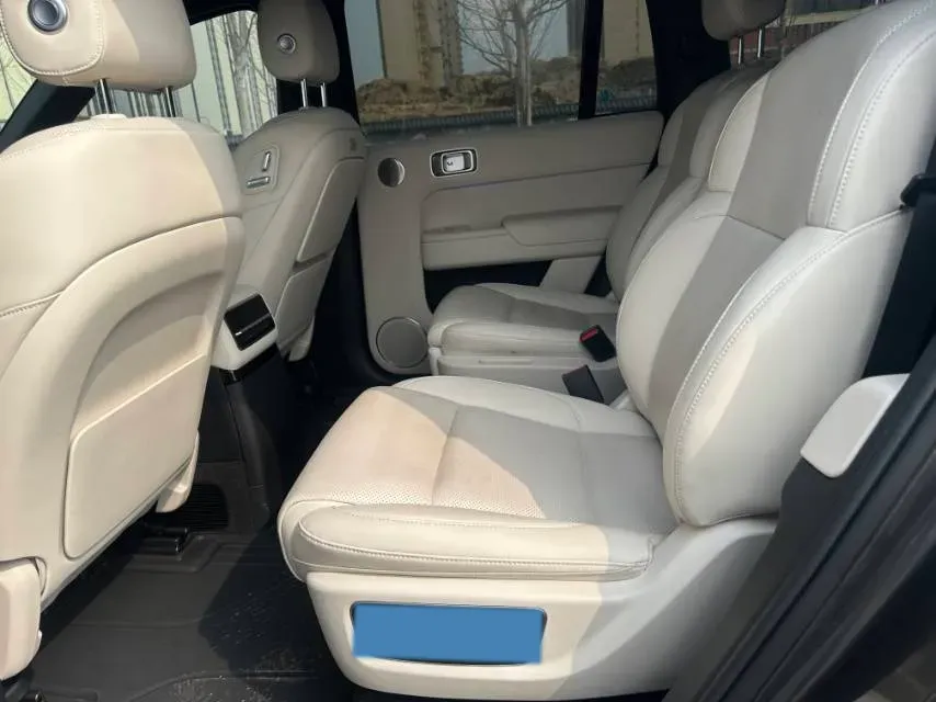 2022 Li L9 Range Extended 154HP REEV 42.6KWH,autocango,china used car exporter,china ev exporter,chinese used car exporter,chinese used ev exporter