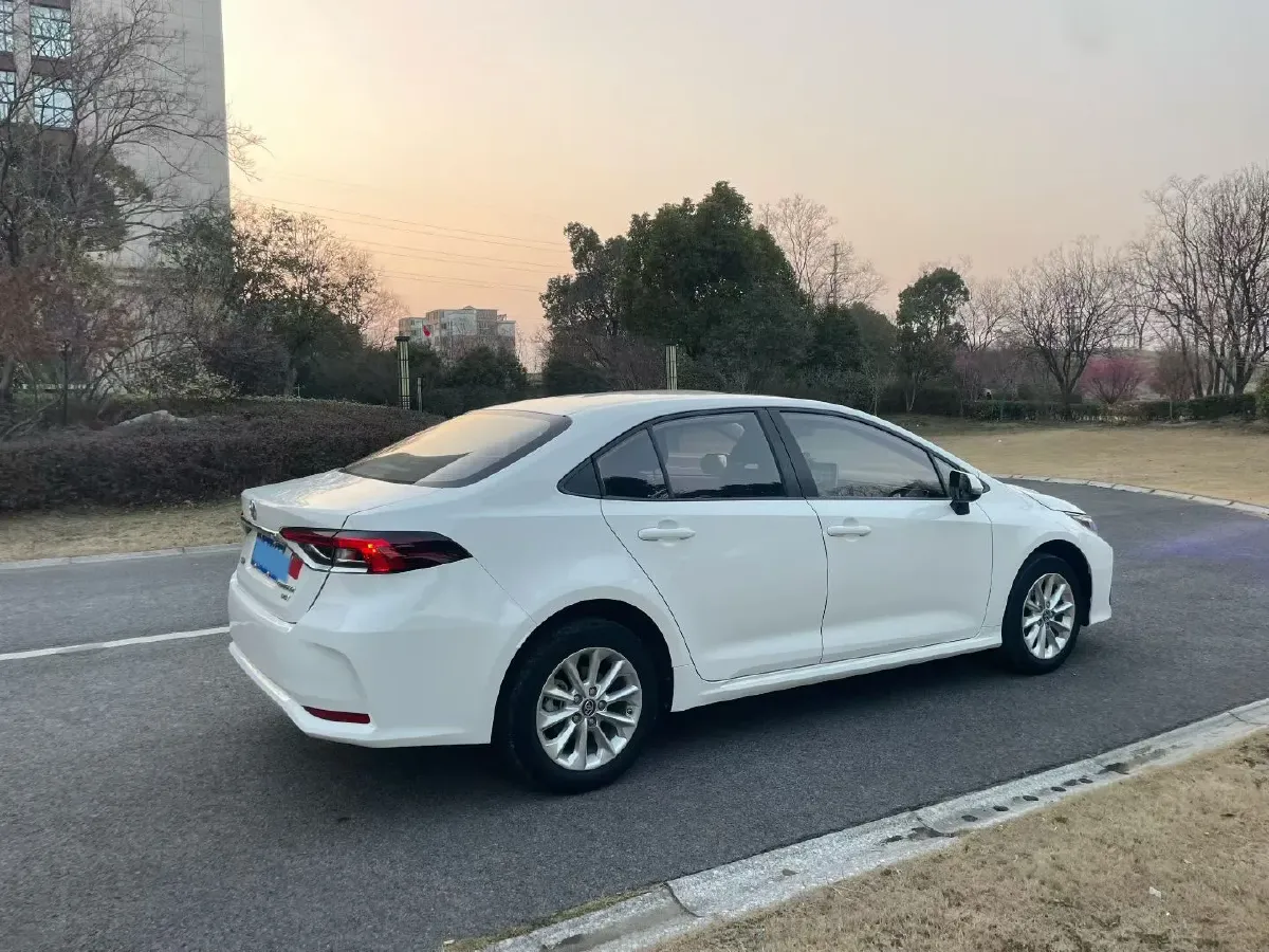 2021 Toyota Corolla 1.2T 116HP L4 CVT,autocango,china used car exporter,china ev exporter,chinese used car exporter,chinese used ev exporter