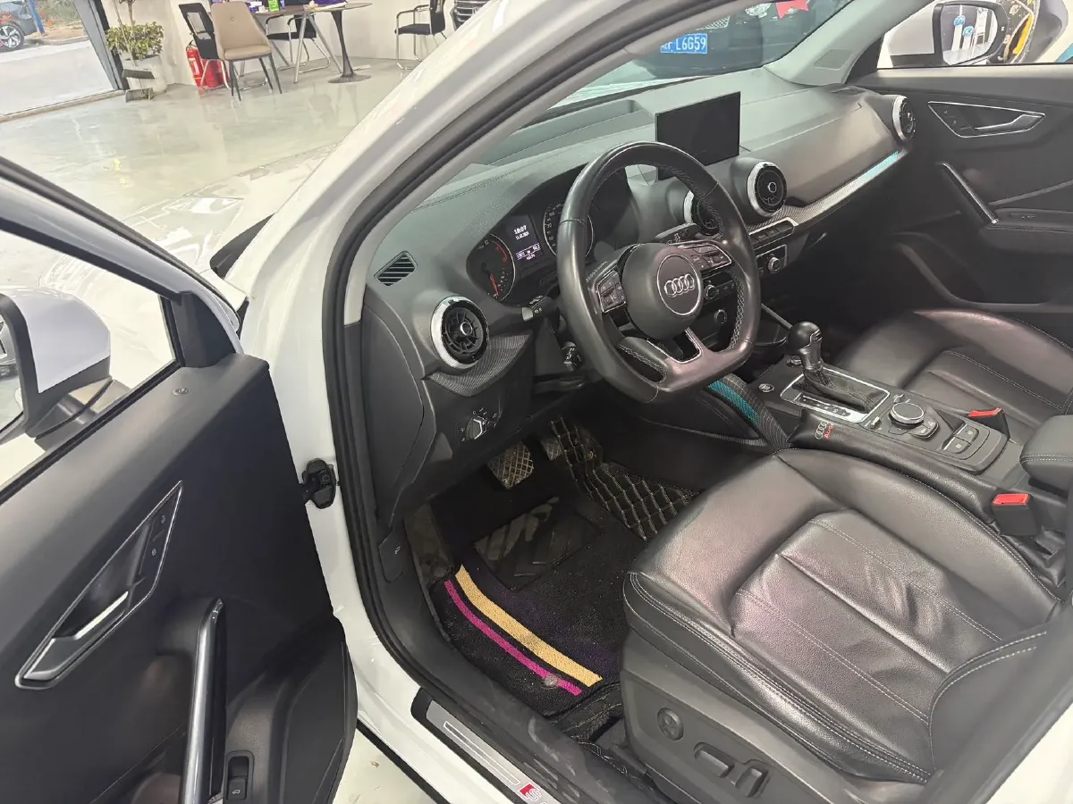 2022 Audi Q2L 1.4T 150HP L4 7DCT,autocango,china used car exporter,china ev exporter,chinese used car exporter,chinese used ev exporter