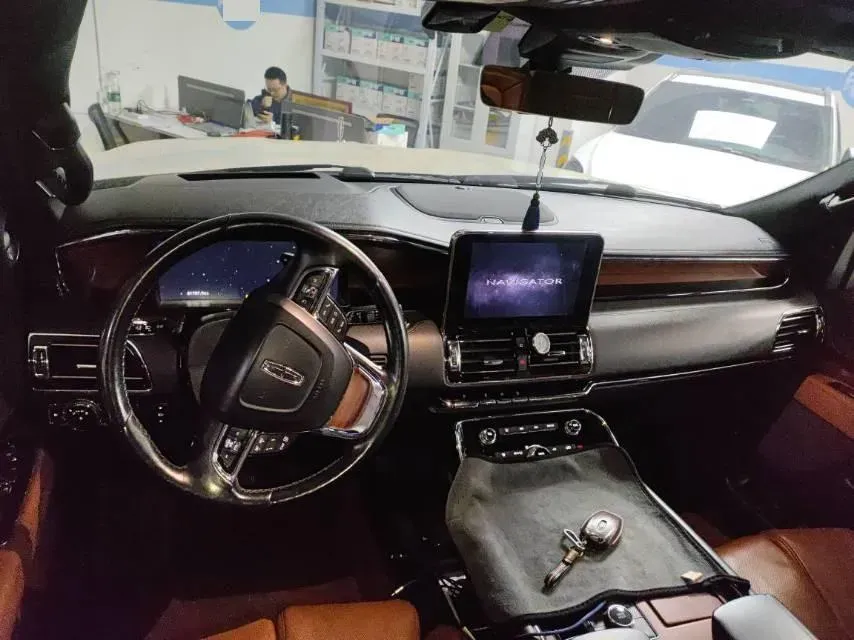 2018 Lincoln Navigator 3.5T 415HP V6 10AT,autocango,china used car exporter,china ev exporter,chinese used car exporter,chinese used ev exporter
