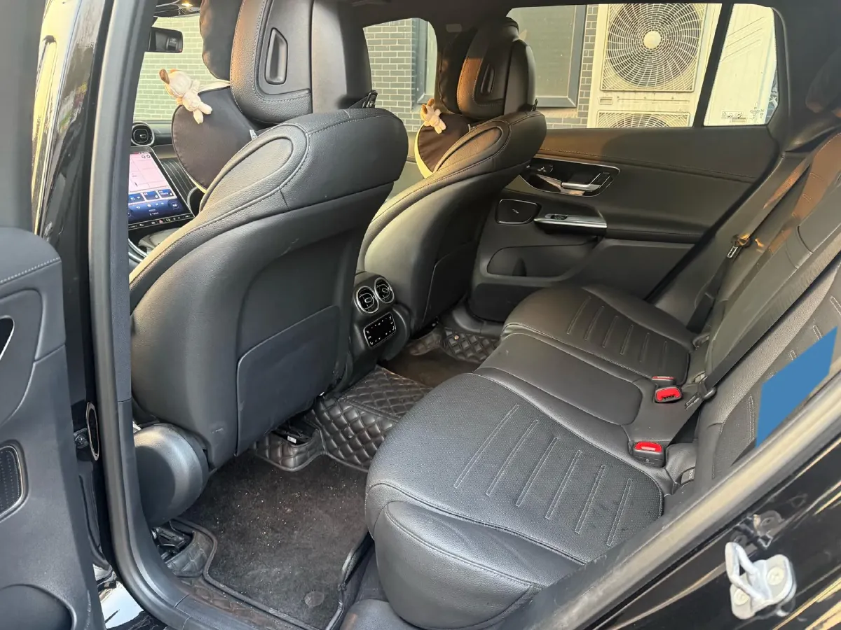 2023 Mercedes-Benz GLC Class 2.0T 204HP L4 9AT,autocango,china used car exporter,china ev exporter,chinese used car exporter,chinese used ev exporter