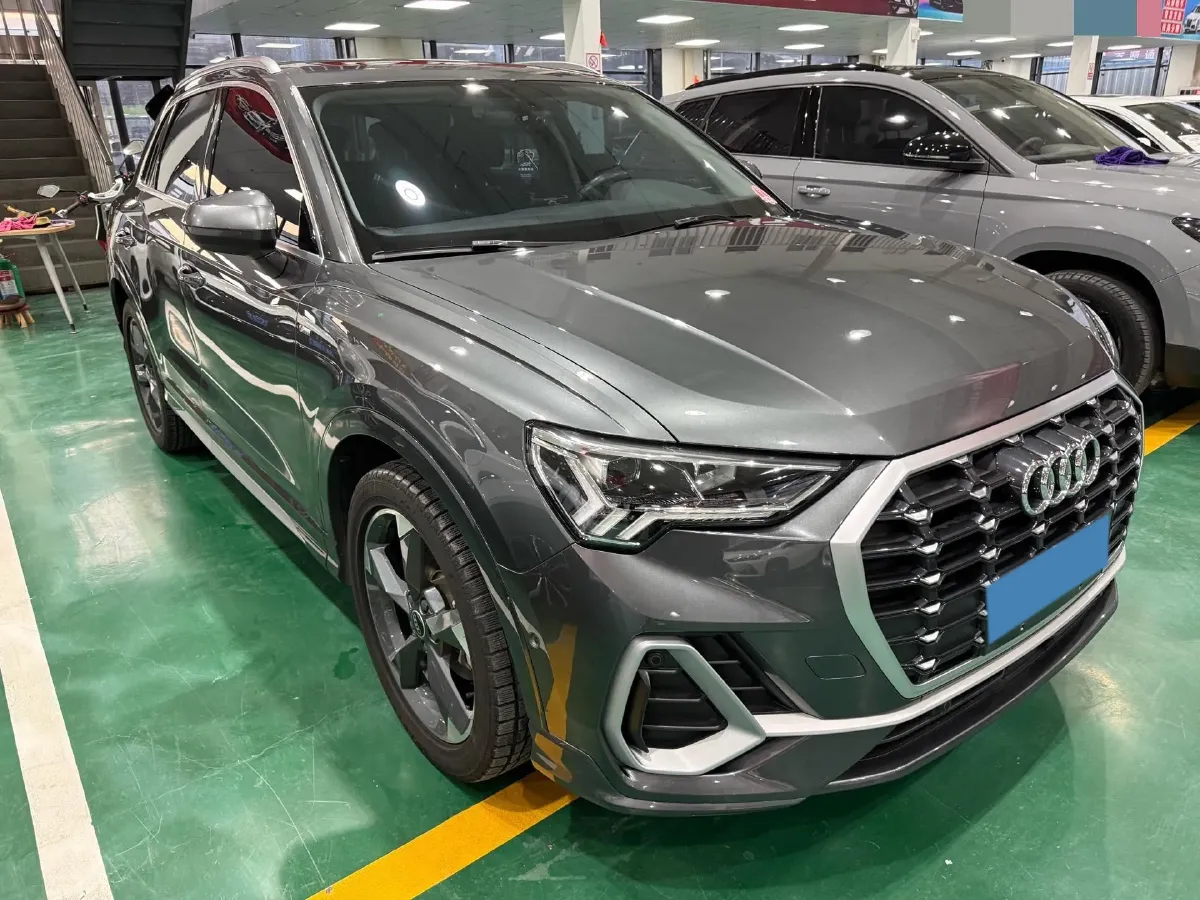 2023 Audi Q3 1.4T 150HP L4 7DCT,autocango,china used car exporter,china ev exporter,chinese used car exporter,chinese used ev exporter