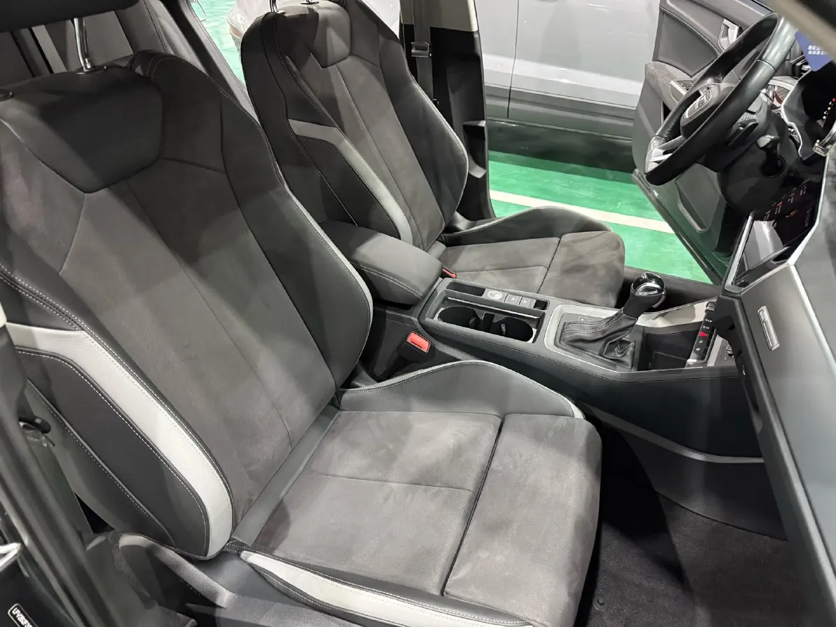 2023 Audi Q3 1.4T 150HP L4 7DCT,autocango,china used car exporter,china ev exporter,chinese used car exporter,chinese used ev exporter