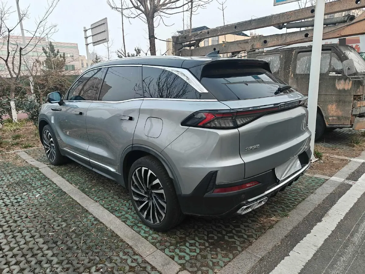 2023 BeiJing Auto X7 1.5T 188HP L4 7DCT,autocango,china used car exporter,china ev exporter,chinese used car exporter,chinese used ev exporter