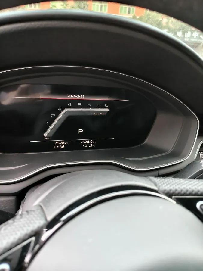 2024 Audi A4L 2.0T 190HP L4 7DCT,autocango,china used car exporter,china ev exporter,chinese used car exporter,chinese used ev exporter