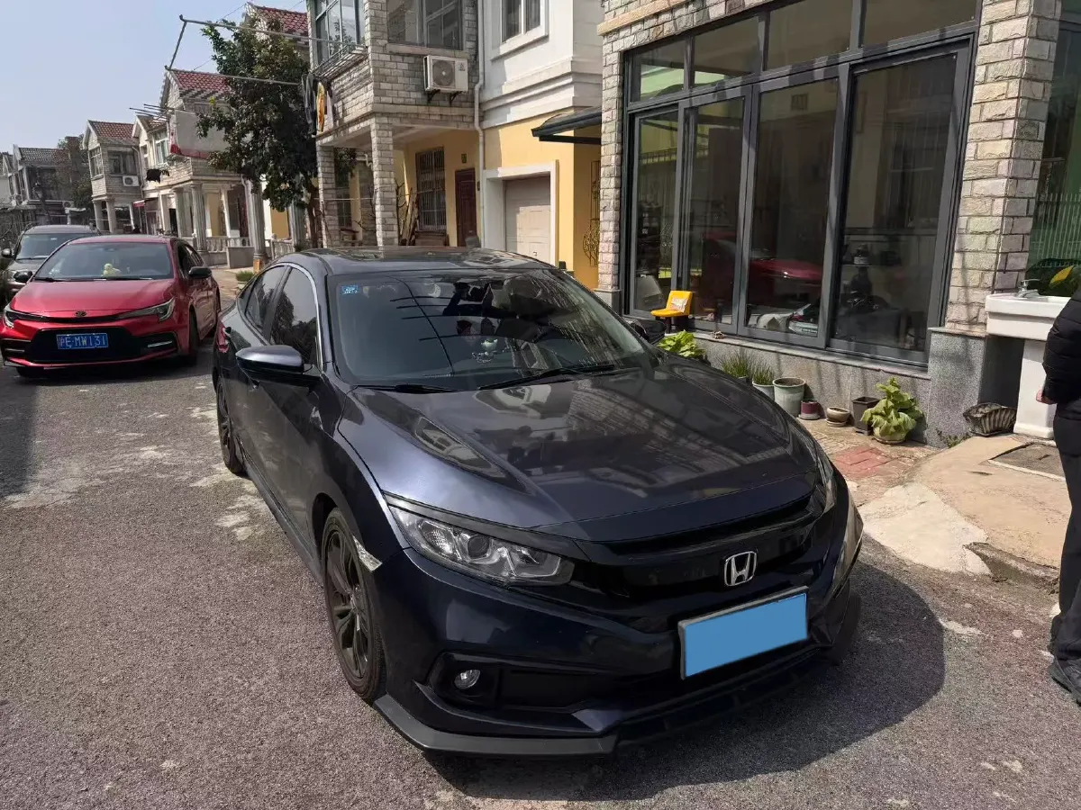 2019 Honda Civic 1.5T 177HP L4 CVT,autocango,china used car exporter,china ev exporter,chinese used car exporter,chinese used ev exporter