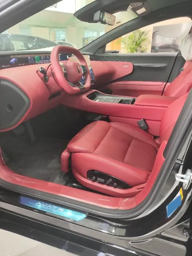 2025 Avatr 12 BEV,autocango,china used car exporter,china ev exporter,chinese used car exporter,chinese used ev exporter