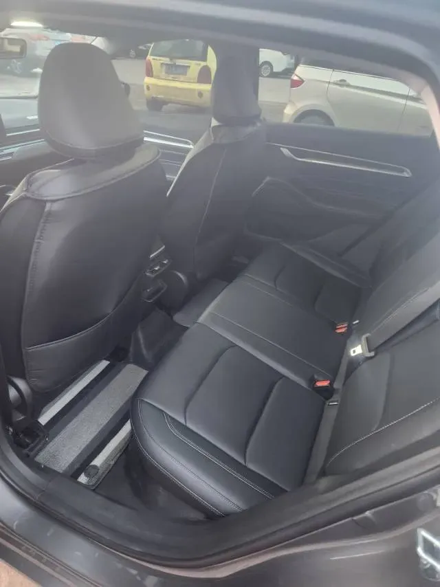 2025 Geely Emgrand 1.5L 127HP L4 CVT,autocango,china used car exporter,china ev exporter,chinese used car exporter,chinese used ev exporter