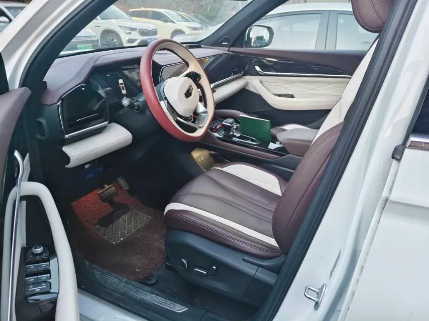 2021 Geely Monjaro 2.0T 218HP L4 7DCT,autocango,china used car exporter,china ev exporter,chinese used car exporter,chinese used ev exporter