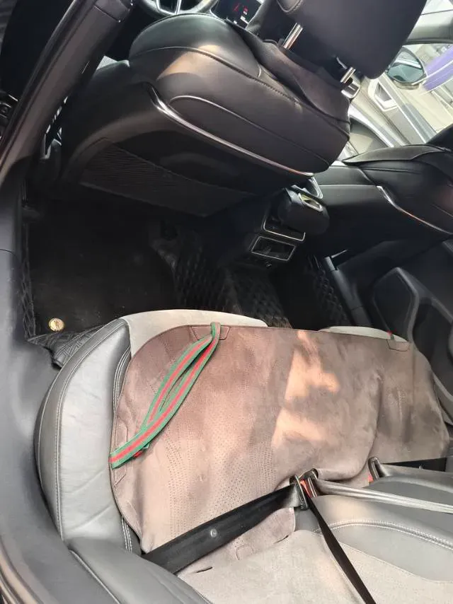 2024 Audi A6L 2.0T 245HP L4 7DCT,autocango,china used car exporter,china ev exporter,chinese used car exporter,chinese used ev exporter