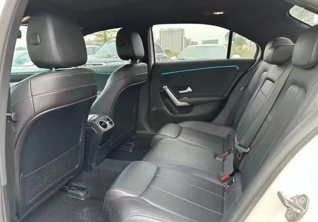 2020 Mercedes-Benz A Class 1.3T 163HP L4 7DCT,autocango,china used car exporter,china ev exporter,chinese used car exporter,chinese used ev exporter