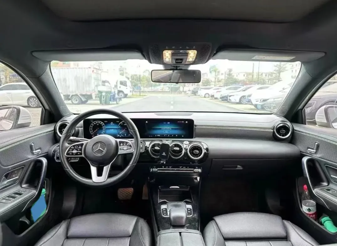 2020 Mercedes-Benz A Class 1.3T 163HP L4 7DCT,autocango,china used car exporter,china ev exporter,chinese used car exporter,chinese used ev exporter