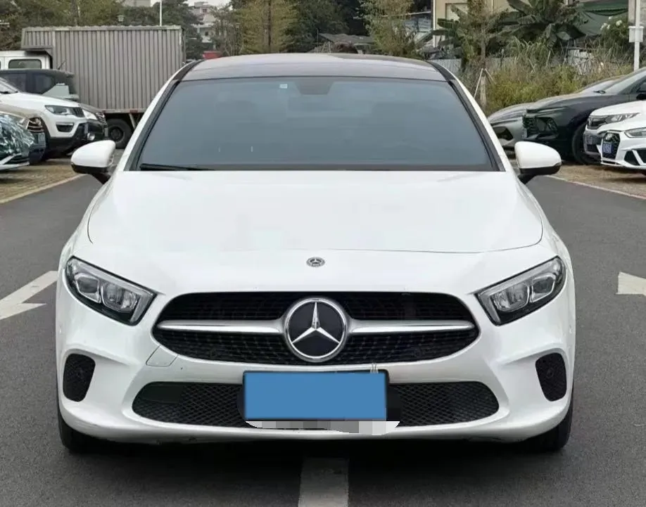 2020 Mercedes-Benz A Class 1.3T 163HP L4 7DCT,autocango,china used car exporter,china ev exporter,chinese used car exporter,chinese used ev exporter