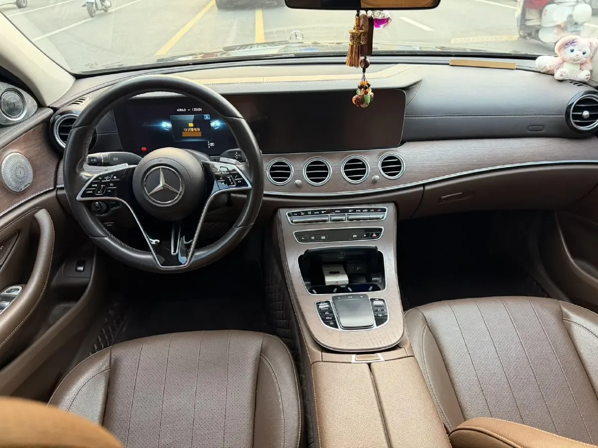 2022 Mercedes-Benz E Class 2.0T 258HP L4 9AT,autocango,china used car exporter,china ev exporter,chinese used car exporter,chinese used ev exporter