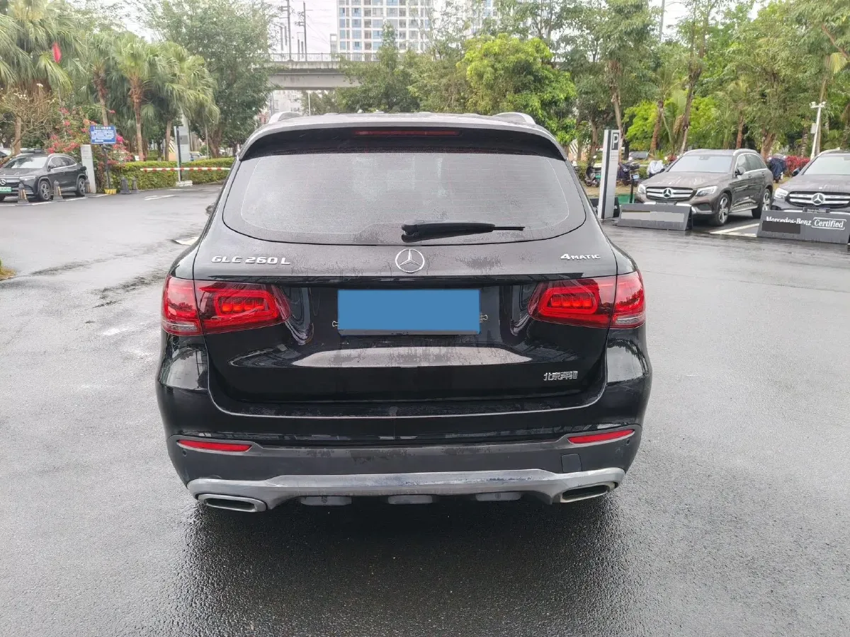 2021 Mercedes-Benz GLC Class 2.0T 197HP L4 9AT,autocango,china used car exporter,china ev exporter,chinese used car exporter,chinese used ev exporter
