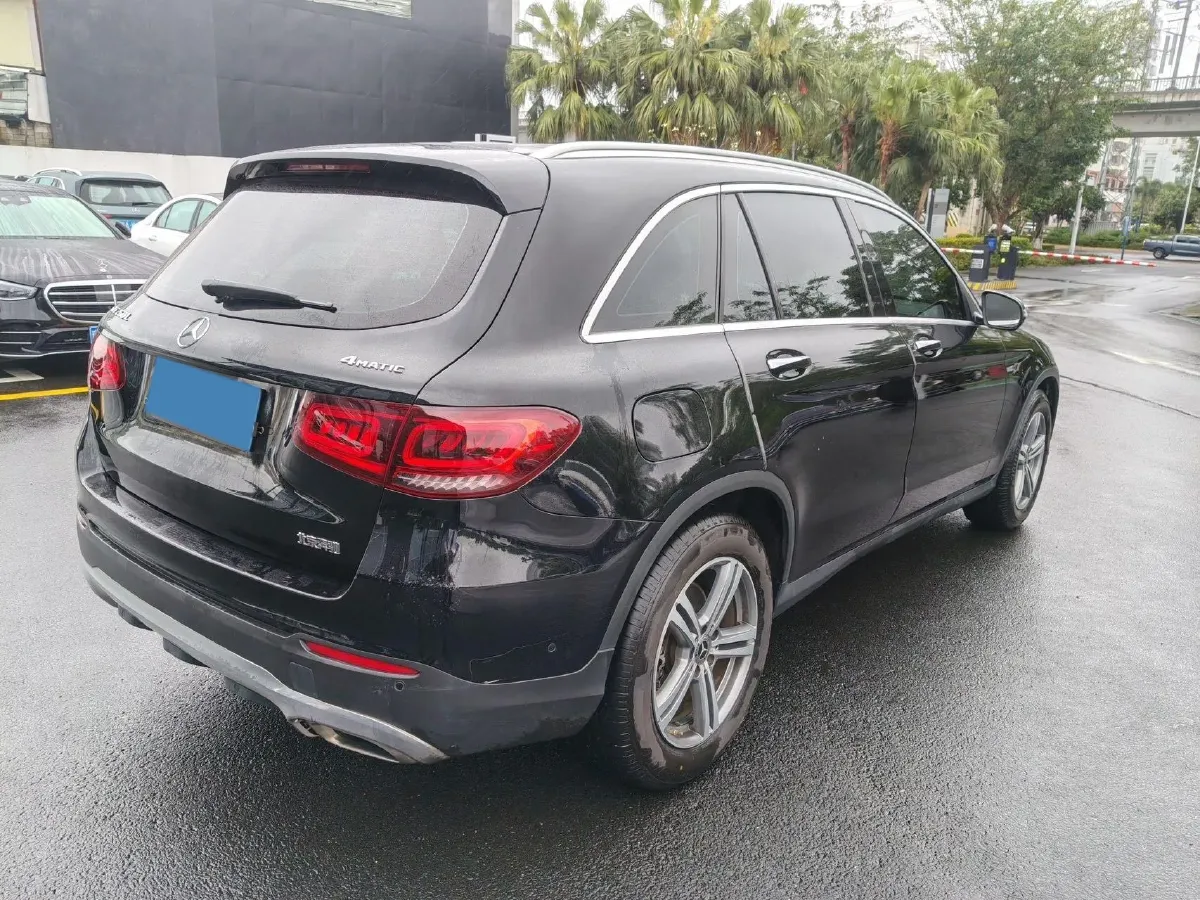 2021 Mercedes-Benz GLC Class 2.0T 197HP L4 9AT,autocango,china used car exporter,china ev exporter,chinese used car exporter,chinese used ev exporter
