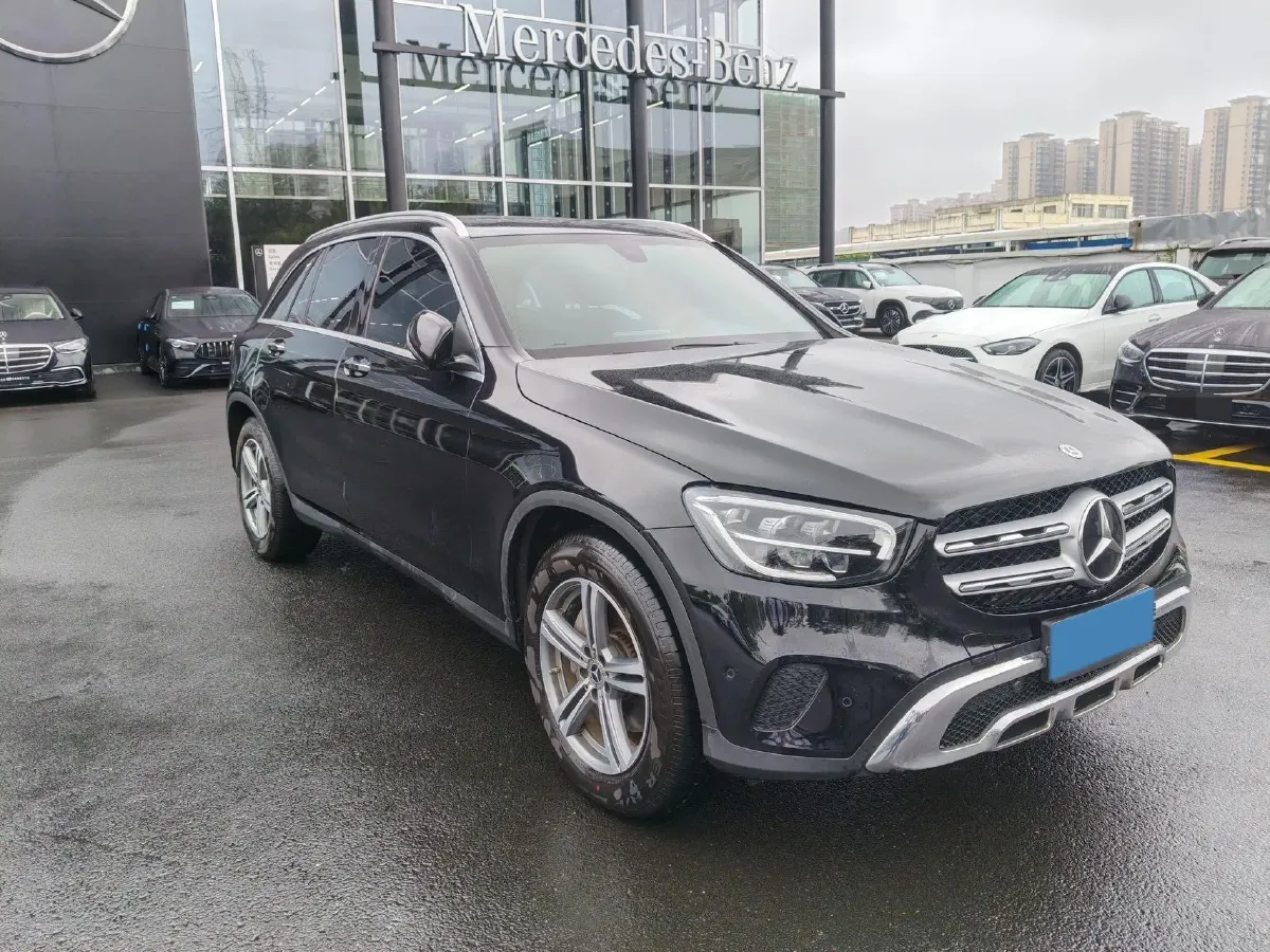 2021 Mercedes-Benz GLC Class 2.0T 197HP L4 9AT,autocango,china used car exporter,china ev exporter,chinese used car exporter,chinese used ev exporter