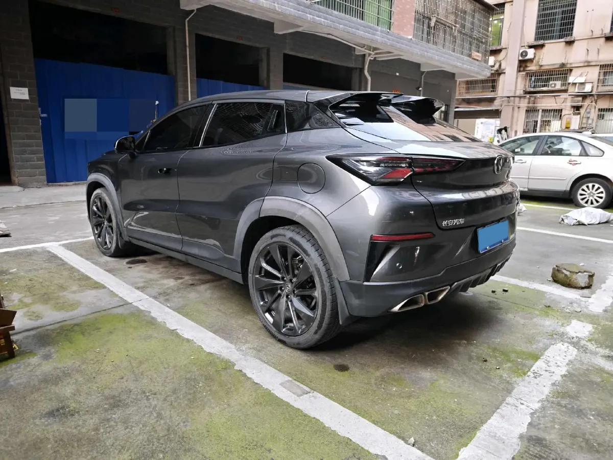 2020 ChangAn UNI-T 1.5T 180HP L4 7DCT,autocango,china used car exporter,china ev exporter,chinese used car exporter,chinese used ev exporter