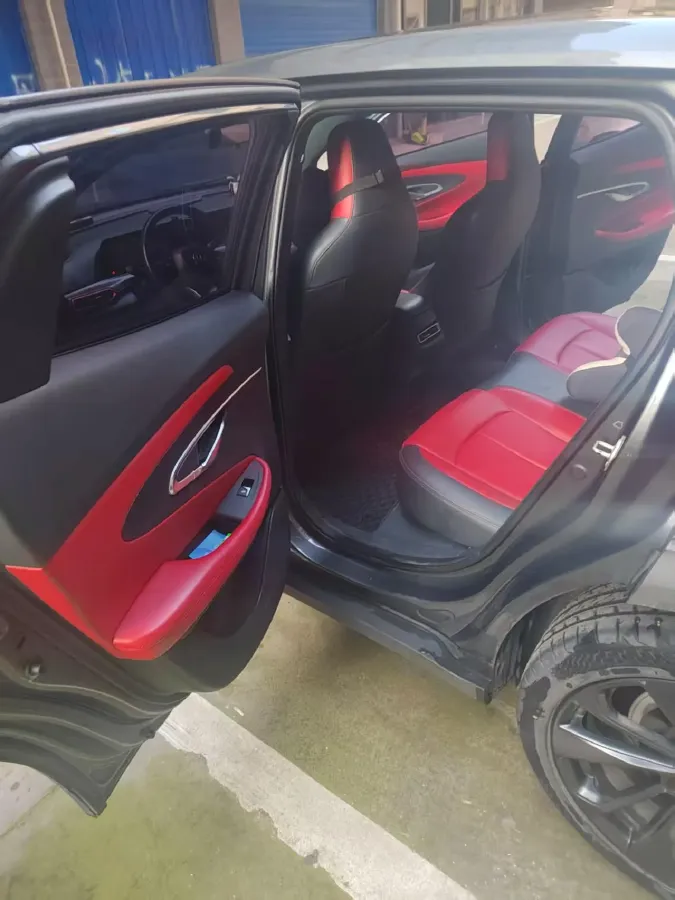 2020 ChangAn UNI-T 1.5T 180HP L4 7DCT,autocango,china used car exporter,china ev exporter,chinese used car exporter,chinese used ev exporter