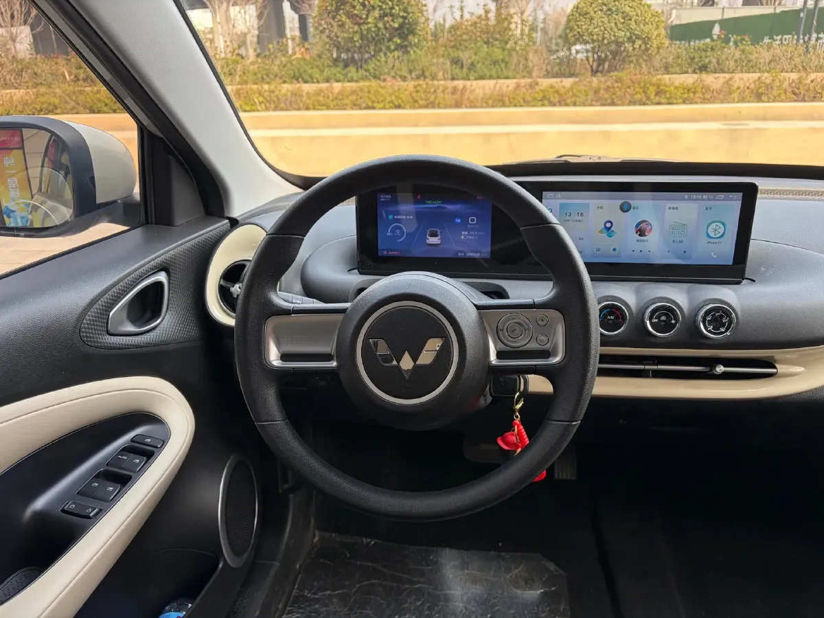 2023 WuLing BinGuo BEV 31.9KWH,autocango,china used car exporter,china ev exporter,chinese used car exporter,chinese used ev exporter