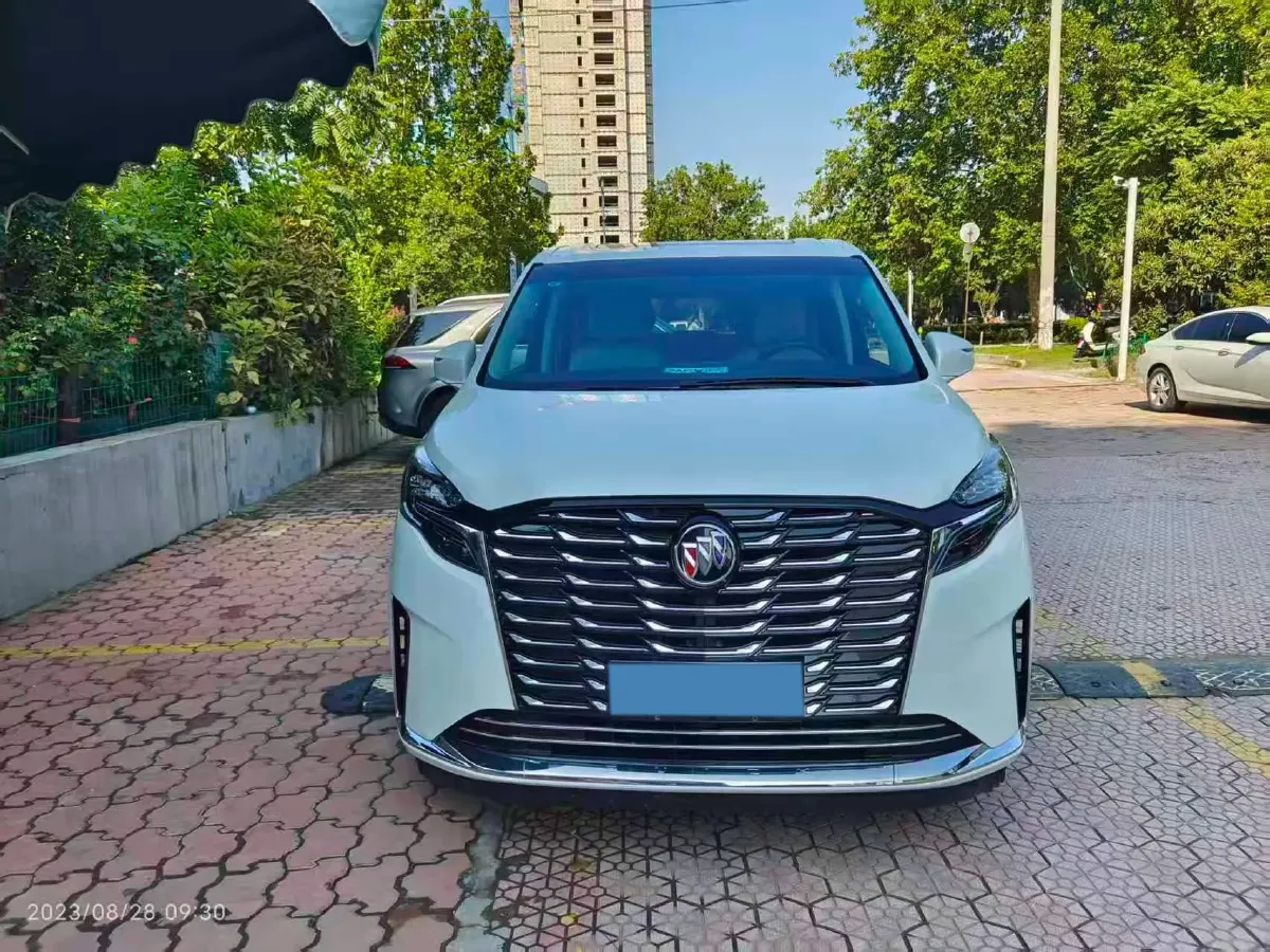 2023 Buick GL8 2.0T 237HP L4 9AT,autocango,china used car exporter,china ev exporter,chinese used car exporter,chinese used ev exporter