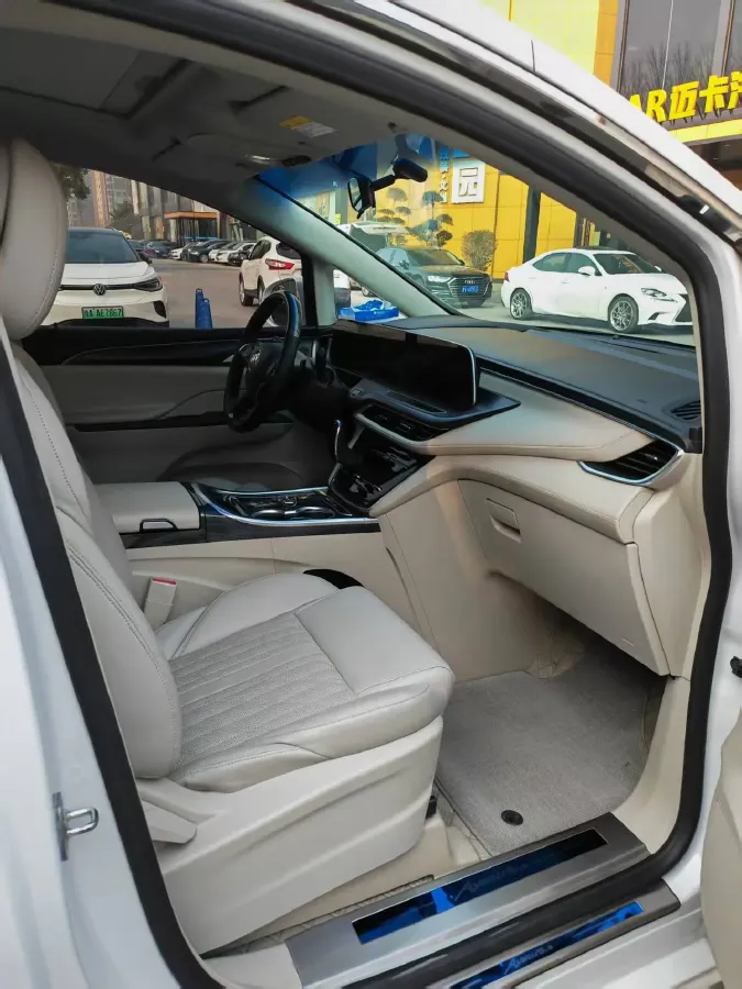 2023 Buick GL8 2.0T 237HP L4 9AT,autocango,china used car exporter,china ev exporter,chinese used car exporter,chinese used ev exporter