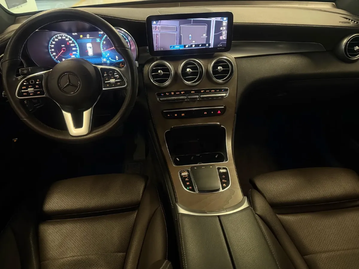 2020 Mercedes-Benz GLC Class 2.0T 197HP L4 9AT,autocango,china used car exporter,china ev exporter,chinese used car exporter,chinese used ev exporter