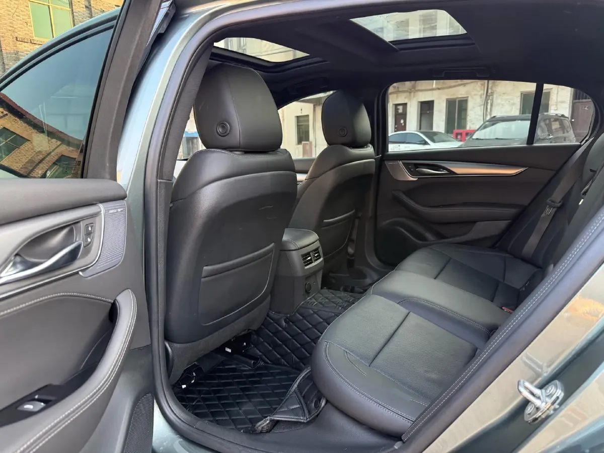 2023 Cadillac CT5 2.0T 237HP L4 10AT,autocango,china used car exporter,china ev exporter,chinese used car exporter,chinese used ev exporter