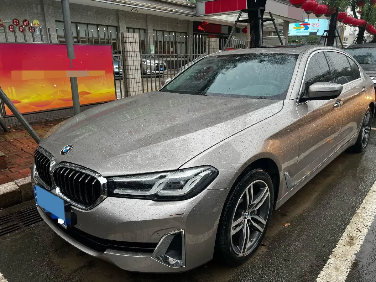 2021 BMW 5 Series 2.0T 252HP L4 8AT,autocango,china used car exporter,china ev exporter,chinese used car exporter,chinese used ev exporter
