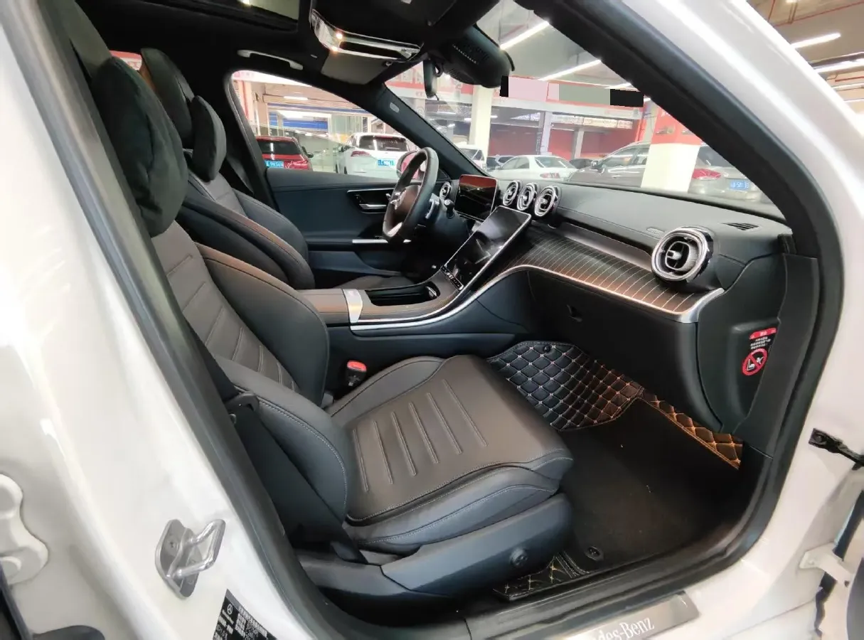 2024 Mercedes-Benz C Class 1.5T 204HP L4 9AT,autocango,china used car exporter,china ev exporter,chinese used car exporter,chinese used ev exporter