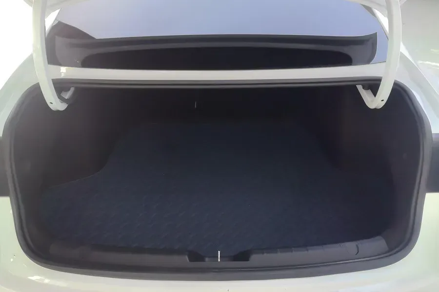 2021 Geely Preface 2.0T 190HP L4 7DCT,autocango,china used car exporter,china ev exporter,chinese used car exporter,chinese used ev exporter