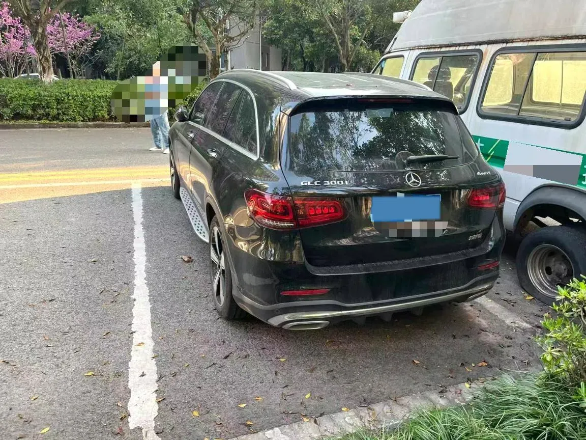 2022 Mercedes-Benz GLC Class 2.0T 258HP L4 9AT,autocango,china used car exporter,china ev exporter,chinese used car exporter,chinese used ev exporter