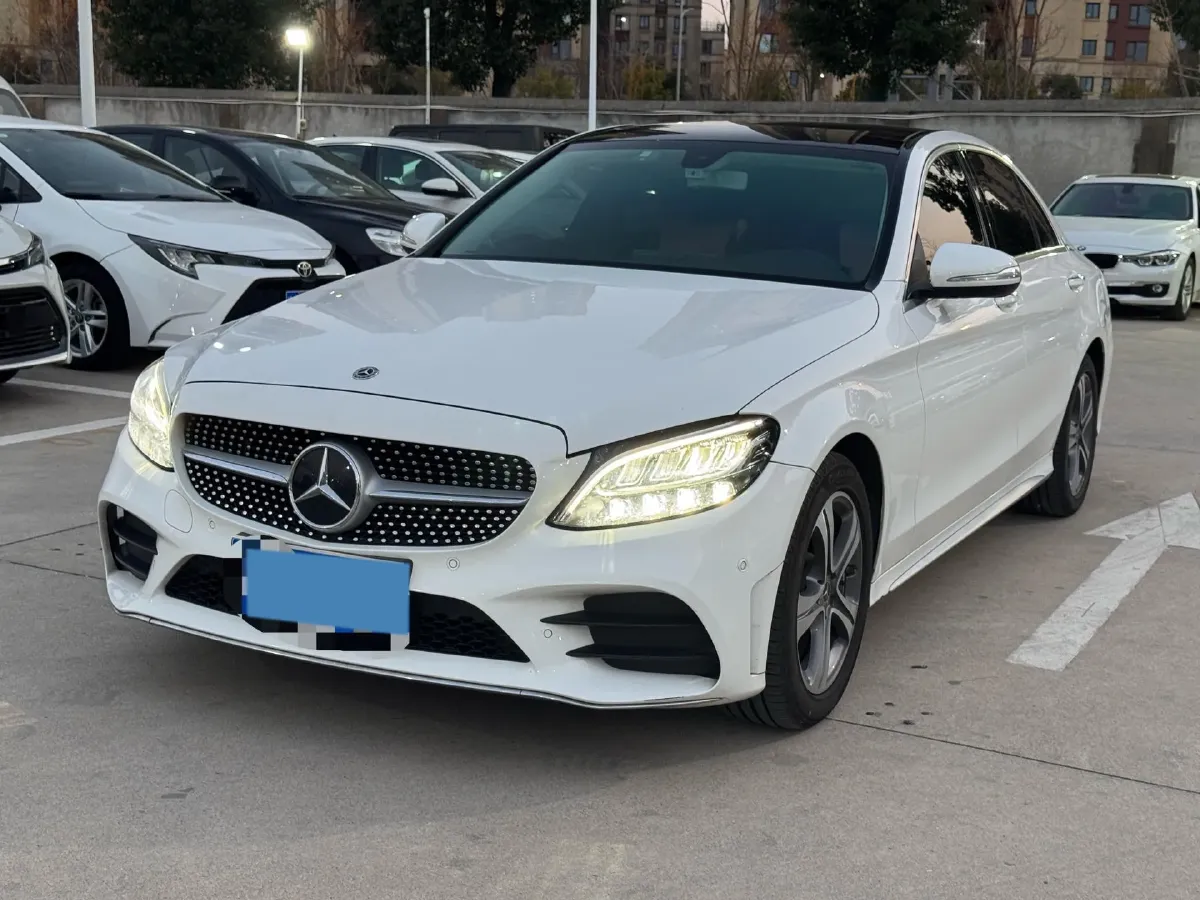 2020 Mercedes-Benz C Class 1.5T 184HP L4 9AT,autocango,china used car exporter,china ev exporter,chinese used car exporter,chinese used ev exporter