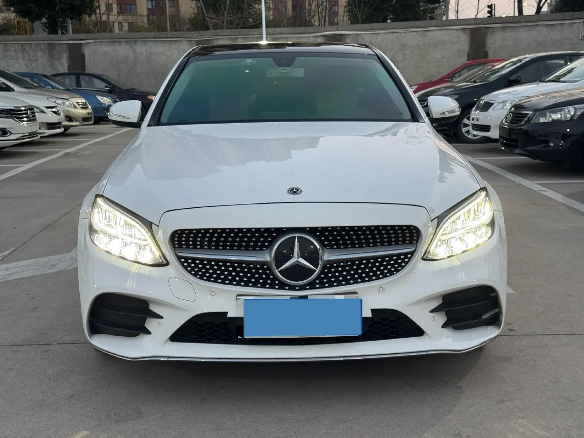 2020 Mercedes-Benz C Class 1.5T 184HP L4 9AT,autocango,china used car exporter,china ev exporter,chinese used car exporter,chinese used ev exporter