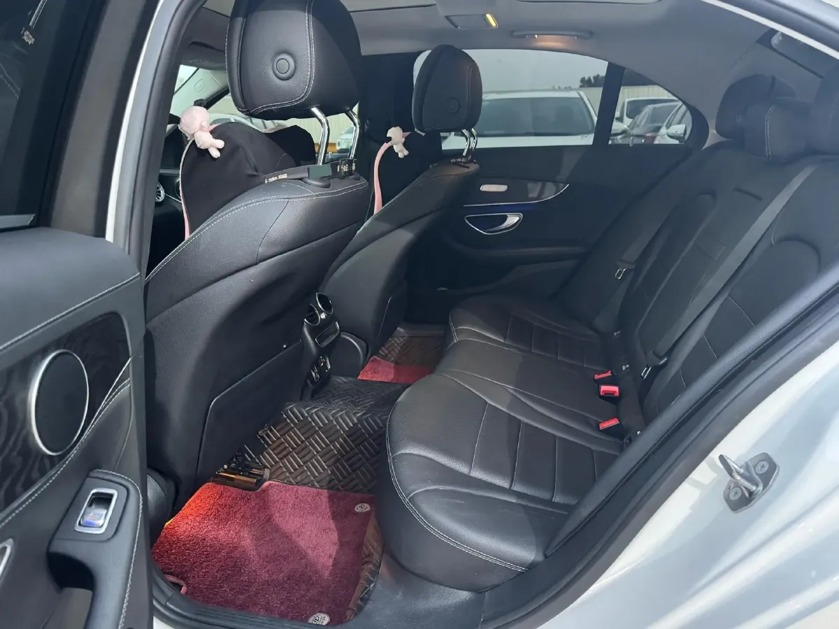 2020 Mercedes-Benz C Class 1.5T 184HP L4 9AT,autocango,china used car exporter,china ev exporter,chinese used car exporter,chinese used ev exporter