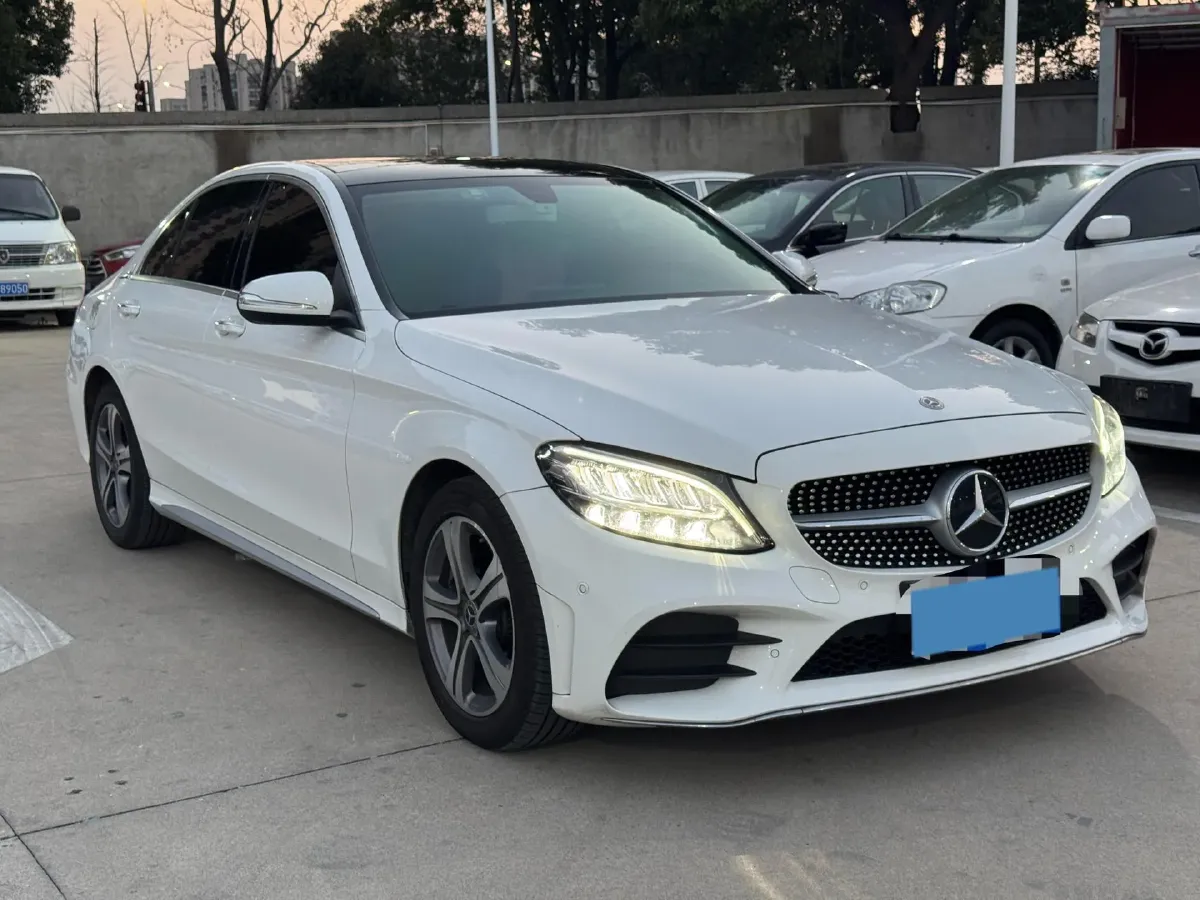 2020 Mercedes-Benz C Class 1.5T 184HP L4 9AT,autocango,china used car exporter,china ev exporter,chinese used car exporter,chinese used ev exporter