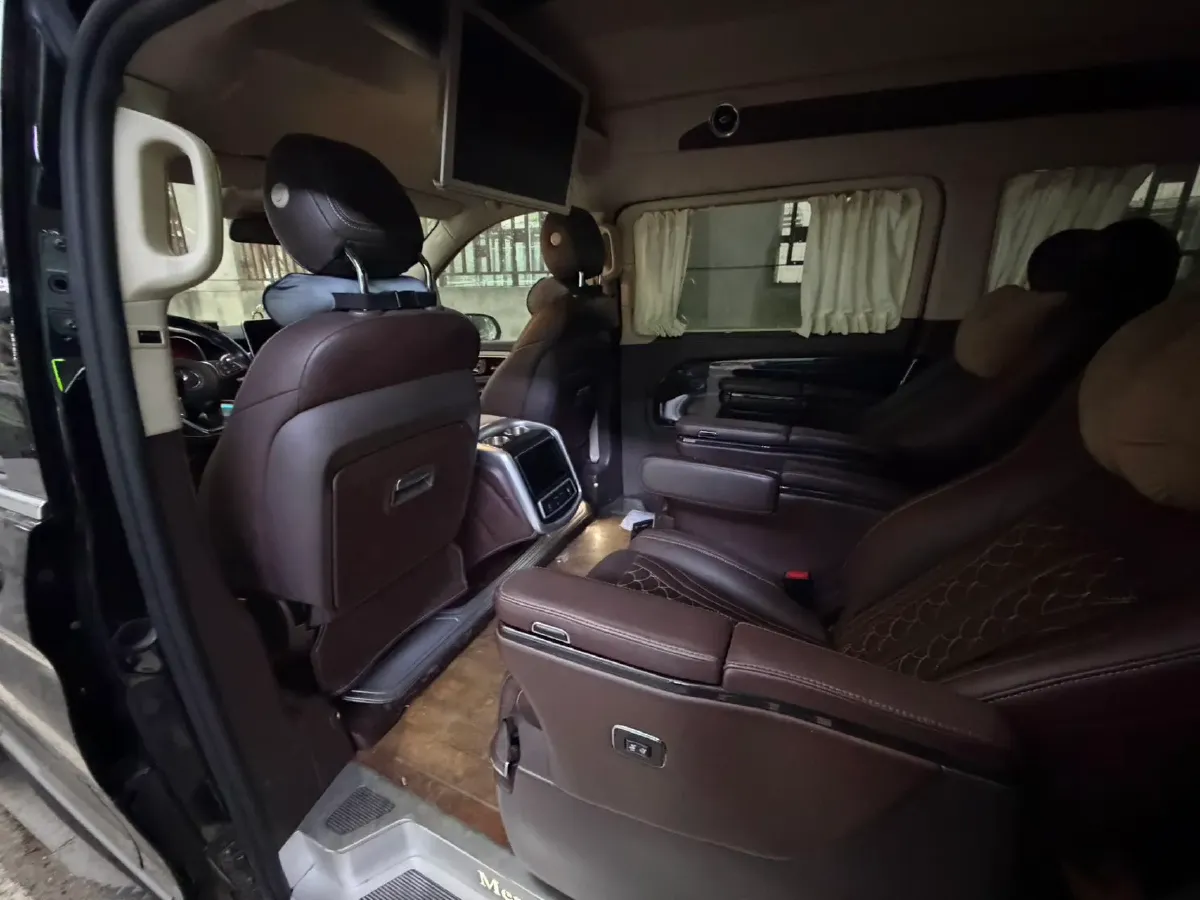 2018 Mercedes-Benz V Class 2.0T 211HP L4 7AT,autocango,china used car exporter,china ev exporter,chinese used car exporter,chinese used ev exporter