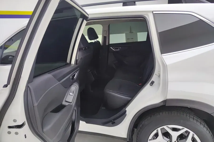 2021 Subaru Forester 2.0L 154HP H4 CVT,autocango,china used car exporter,china ev exporter,chinese used car exporter,chinese used ev exporter