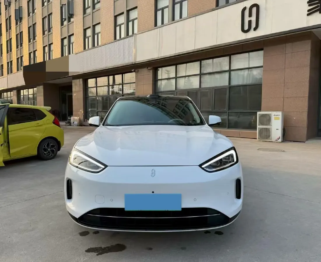 2024 AITO AITO M5 1.5T 152HP L4 REEV 42KWH,autocango,china used car exporter,china ev exporter,chinese used car exporter,chinese used ev exporter