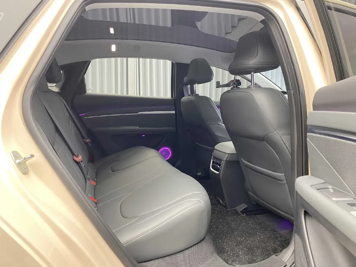 2024 Xpeng MONA M03 BEV 62.2KWH,autocango,china used car exporter,china ev exporter,chinese used car exporter,chinese used ev exporter