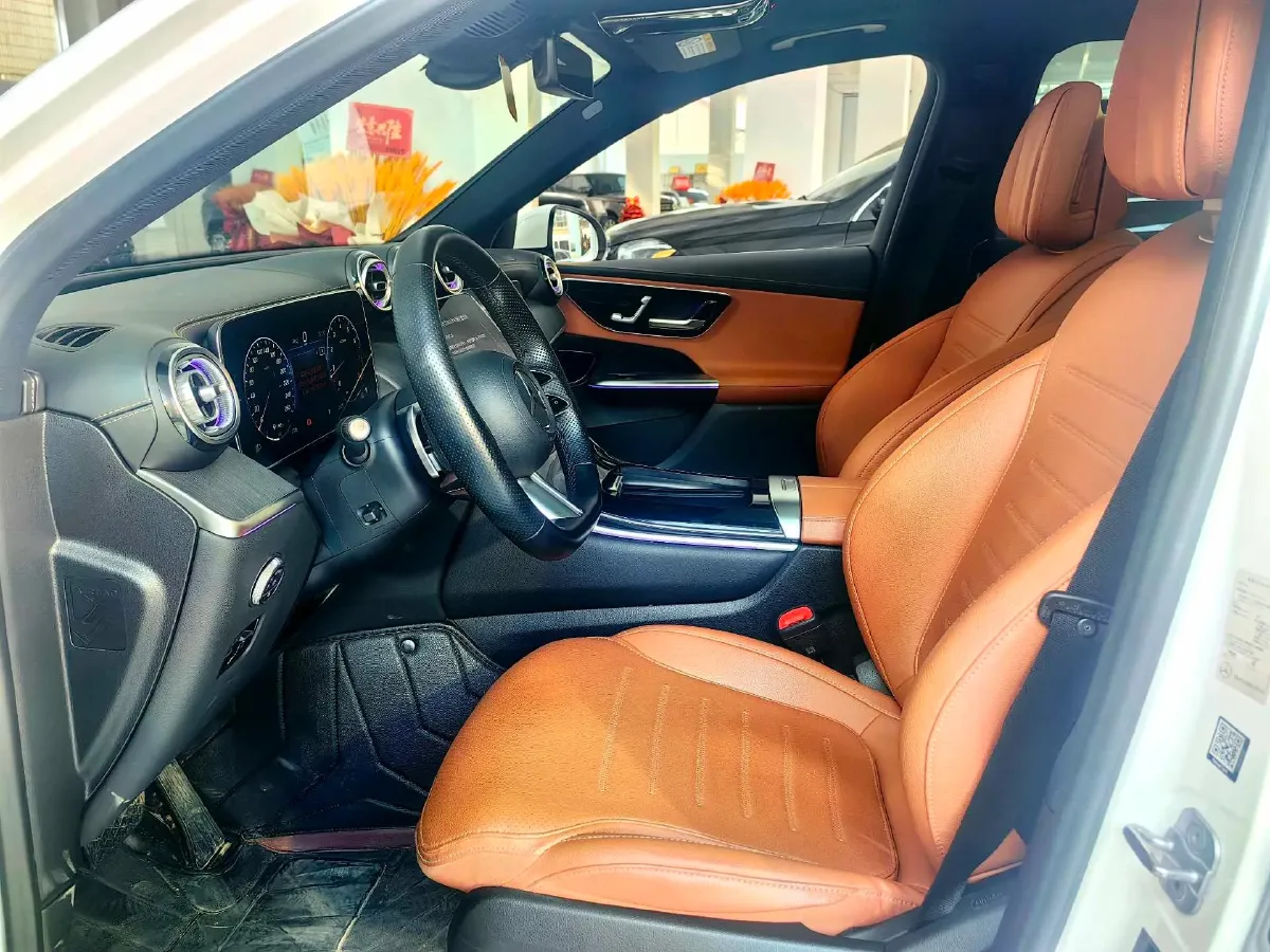 2023 Mercedes-Benz GLC Class 2.0T 204HP L4 9AT,autocango,china used car exporter,china ev exporter,chinese used car exporter,chinese used ev exporter