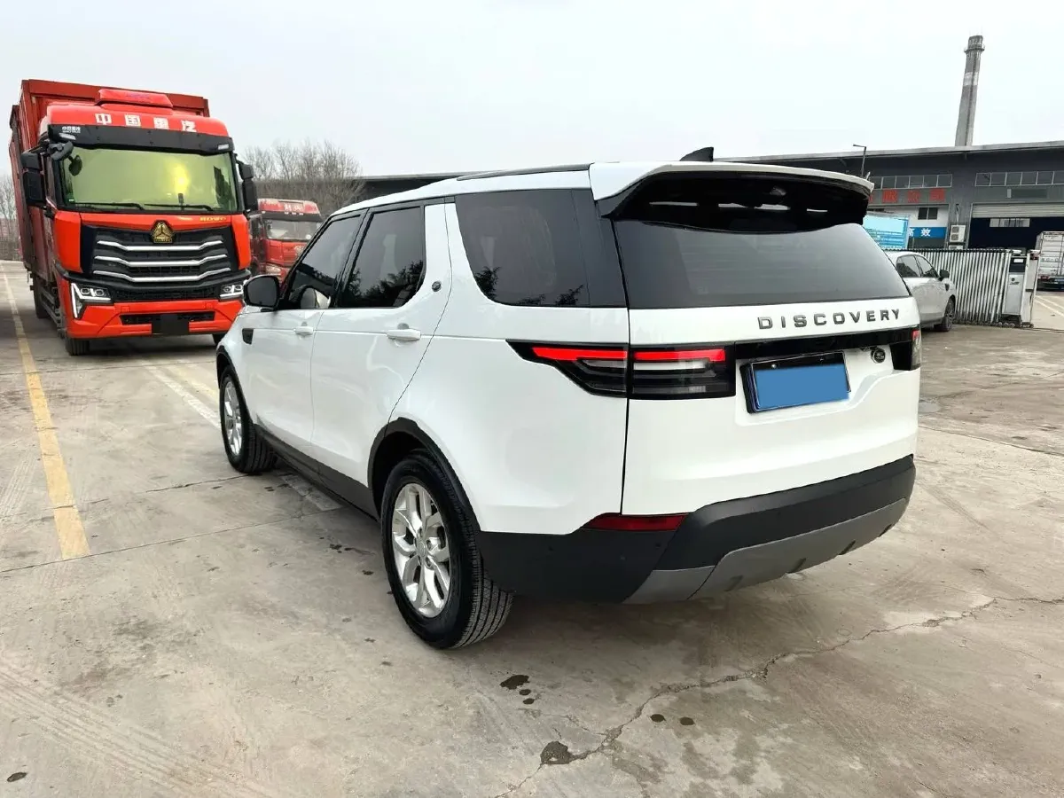 2019 Land Rover Discovery 2.0T 300HP L4 8AT,autocango,china used car exporter,china ev exporter,chinese used car exporter,chinese used ev exporter