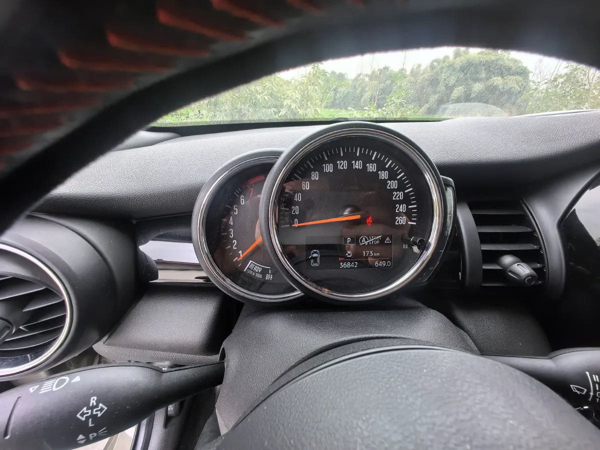 2019 MINI MINI 1.5T 136HP L3 7DCT,autocango,china used car exporter,china ev exporter,chinese used car exporter,chinese used ev exporter