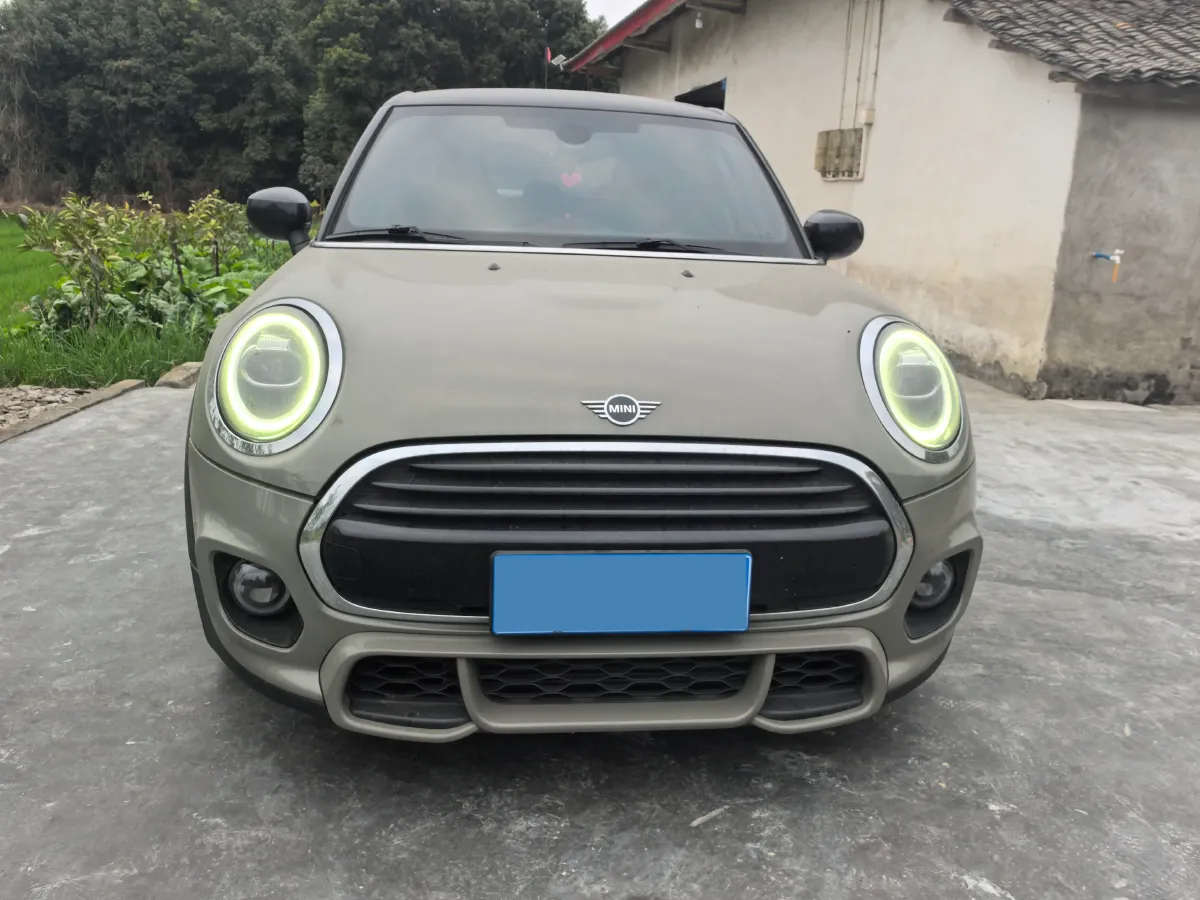 2019 MINI MINI 1.5T 136HP L3 7DCT,autocango,china used car exporter,china ev exporter,chinese used car exporter,chinese used ev exporter