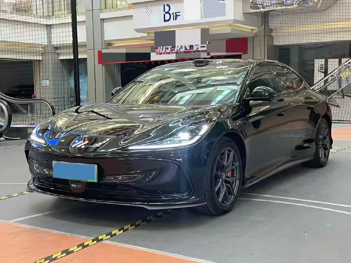 2024 IM L6 BEV 75KWH,autocango,china used car exporter,china ev exporter,chinese used car exporter,chinese used ev exporter