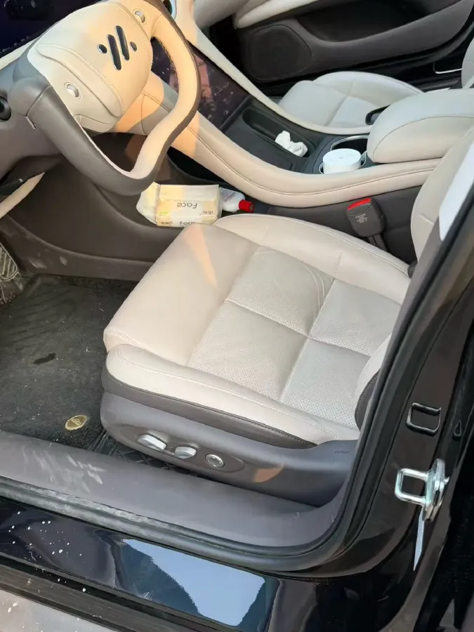 2024 IM L6 BEV 75KWH,autocango,china used car exporter,china ev exporter,chinese used car exporter,chinese used ev exporter